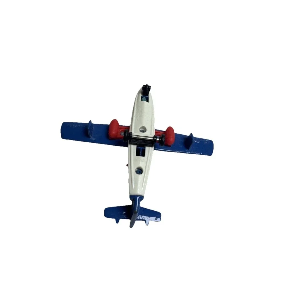 Matchbox	Skybusters	Hero City Search Plane
